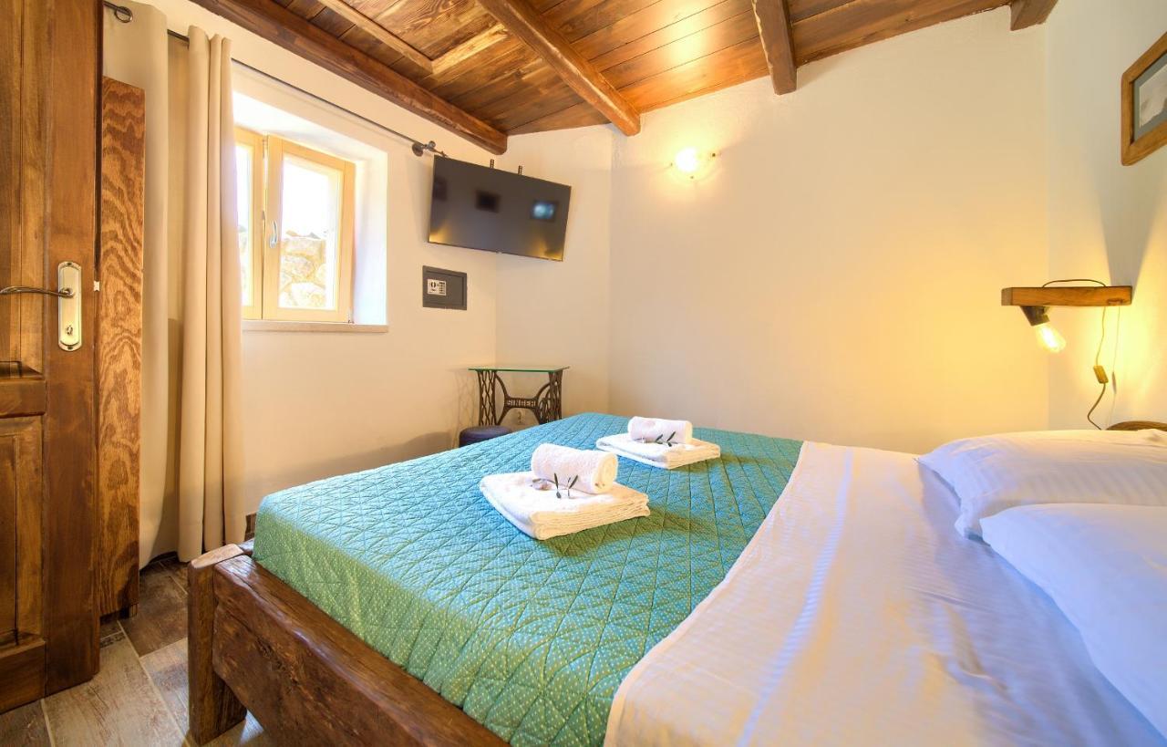 Stone Mill House Vrh (Krk) Exterior foto